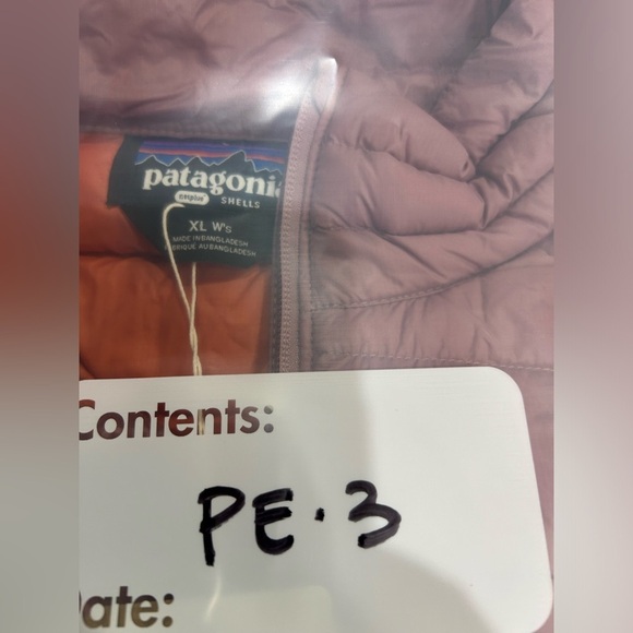 Patagonia Women’s XL Down Sweater Puffer Jacket NWT Evening Mauve Dark Pink - Picture 7 of 8